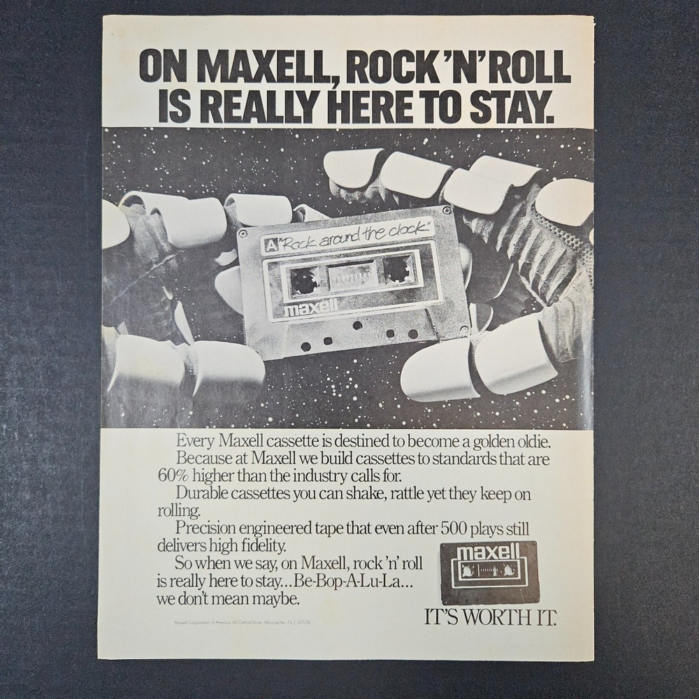 1983 Maxell Cassette Tapes Vintage Print Ad Robot Hands Moonache NJ‎ Outer Space
